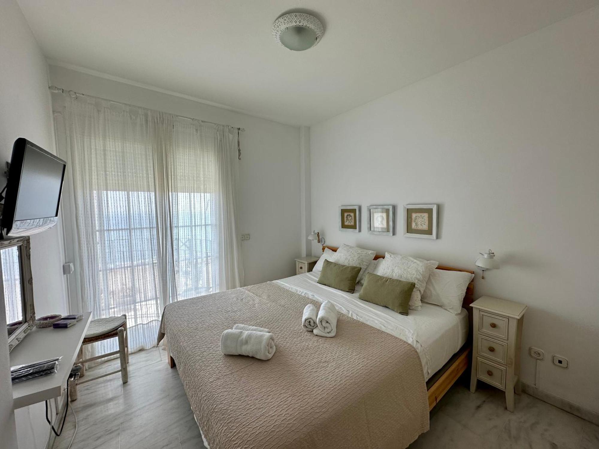 Pepe Beach Vista Al Mar Apartment Estepona Exterior photo